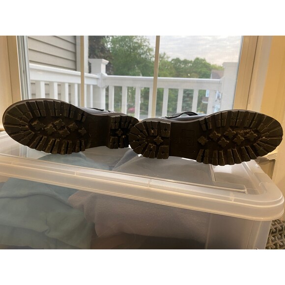 Marc Fisher Lace Up Low Heel Hiker Bootie Black Red 6.5 - Picture 4 of 6